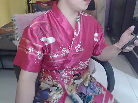 MissFoxylady online show from May 11, 5:02 am