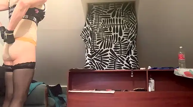 Snapshot of WildzMareNextLevel chatting on January 8, 4:11 pm WildzMareNextLevel online show from January 8, 4:11 pm