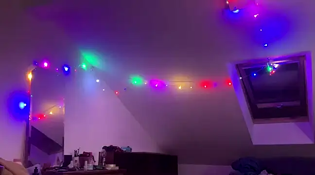 Snapshot of WildzMareNextLevel chatting on January 14, 12:43 am WildzMareNextLevel online show from January 14, 12:43 am