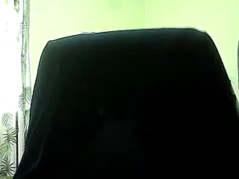 Snapshot of hott_scarlett chatting on January 5, 11:12 pm hott scarlett online show from January 5, 11:12 pm