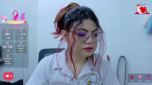 Catwhite  online show from March 10, 12:37 pm