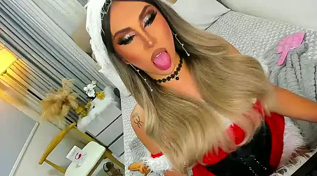 yourbabygoddess online show from December 25, 2:35 am