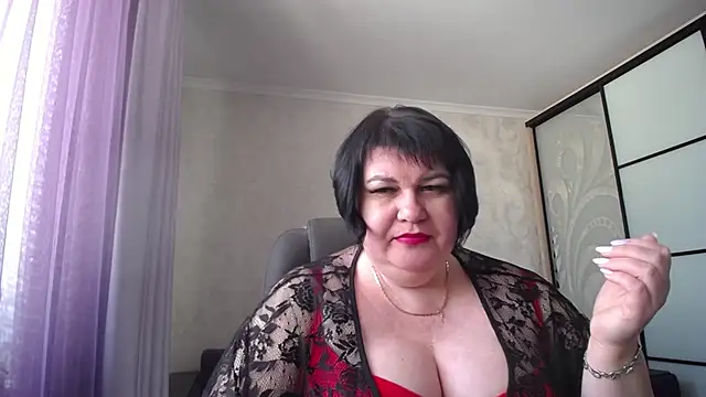 JuicyLady Di online show from February 23, 8:49 am