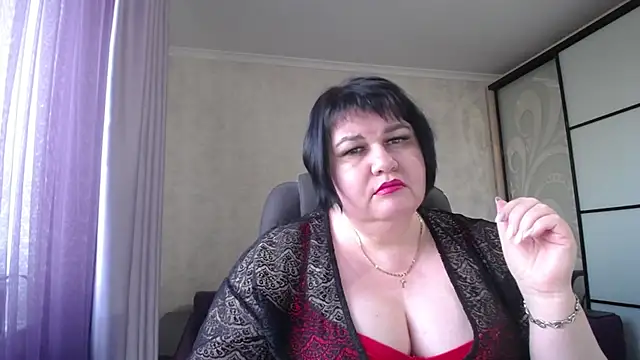 JuicyLady Di online show from March 8, 2:51 pm