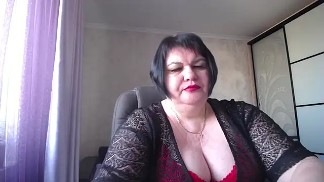 JuicyLady Di online show from March 10, 12:37 pm