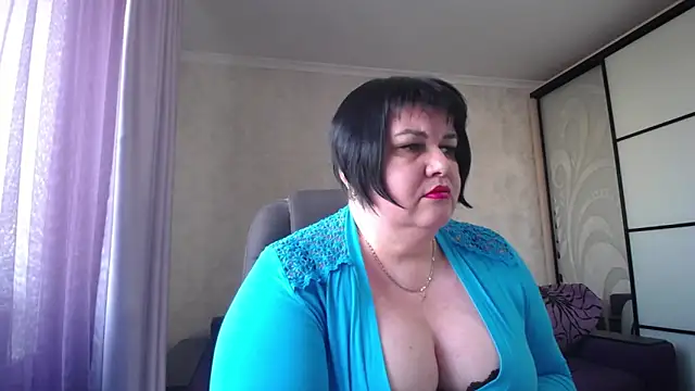 JuicyLady Di online show from March 11, 1:34 pm