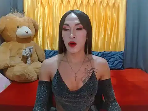 xxSexyBitch69xx online show from December 27, 9:39 am