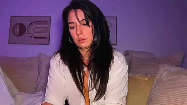 SissiVienna online show from April 22, 8:43 pm