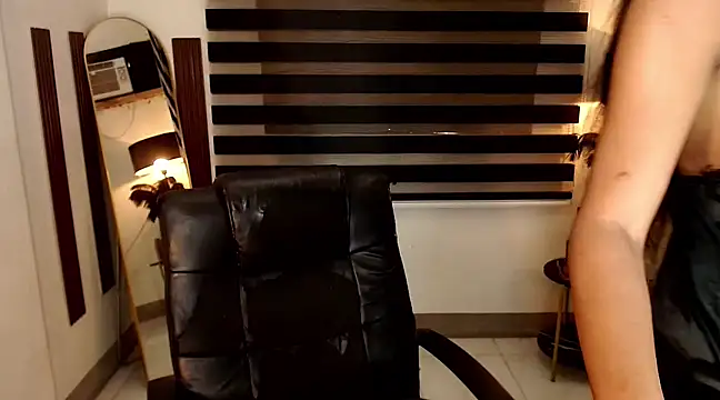 SarahAmber online show from January 24, 6:46 am