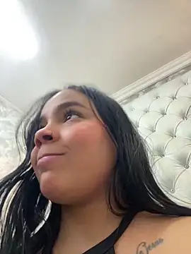 EmilyQueen3x online show from January 22, 4:12 pm