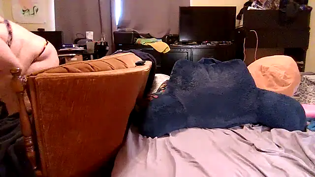 Snapshot of newfieocean chatting on October 23, 4:50 pm newfieocean online show from October 23, 4:50 pm