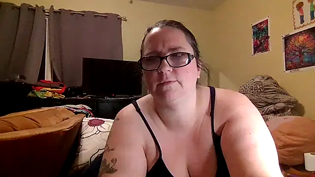 Snapshot of newfieocean chatting on December 1, 11:04 am newfieocean online show from December 1, 11:04 am