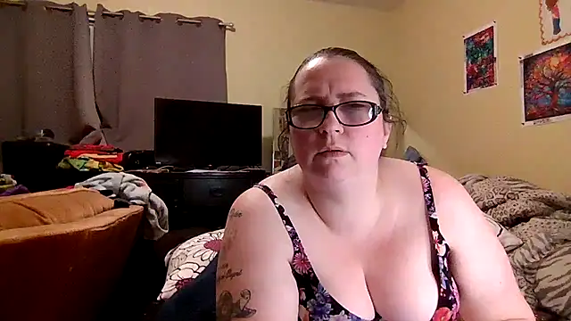 Snapshot of newfieocean chatting on December 21, 8:43 am newfieocean online show from December 21, 8:43 am