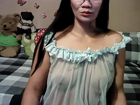 Snapshot of Mia_Rein chatting on February 9, 1:46 pm Mia Rein online show from February 9, 1:46 pm