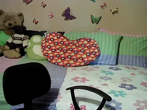 Snapshot of Mia_Rein chatting on February 16, 6:54 am Mia Rein online show from February 16, 6:54 am