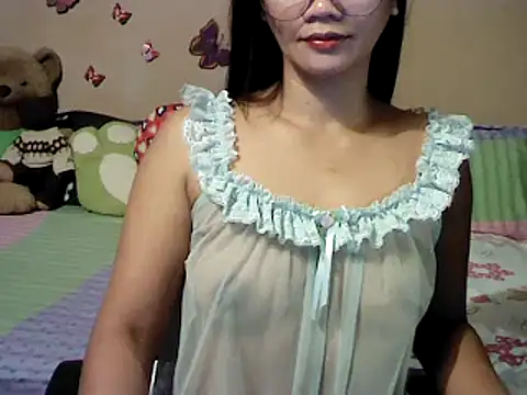 Snapshot of Mia_Rein chatting on February 25, 1:20 am Mia Rein online show from February 25, 1:20 am