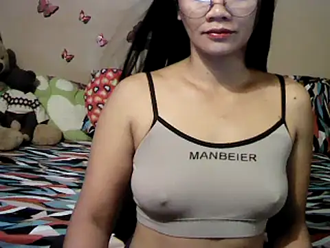 Snapshot of Mia_Rein chatting on March 7, 1:09 am Mia Rein online show from March 7, 1:09 am