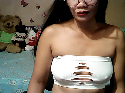 Mia Rein online show from April 17, 1:47 pm