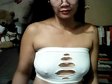 Snapshot of Mia_Rein chatting on July 16, 2:01 pm Mia Rein online show from July 16, 2:01 pm