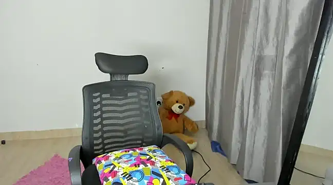  Hello Titty  online show from January 28, 2:00 am