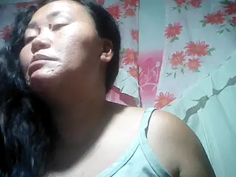 Sexyhorney4u online show from December 27, 9:32 pm