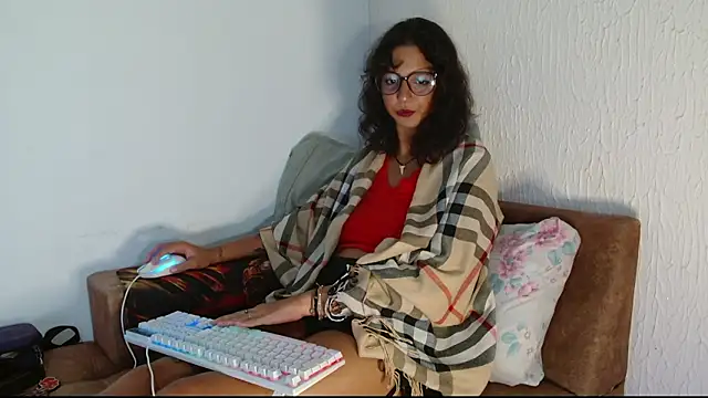 myamillor online show from February 27, 8:20 pm