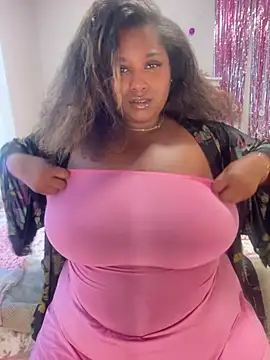 BigFineSelena online show from March 31, 11:27 pm