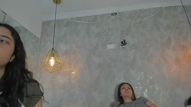 Snapshot of dayra_angels chatting on November 5, 7:14 pm dayra angels online show from November 5, 7:14 pm