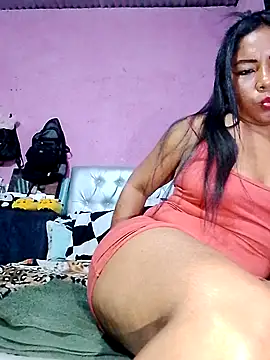 Snapshot of rosmery-navarro chatting on December 8, 4:57 am rosmery-navarro online show from December 8, 4:57 am