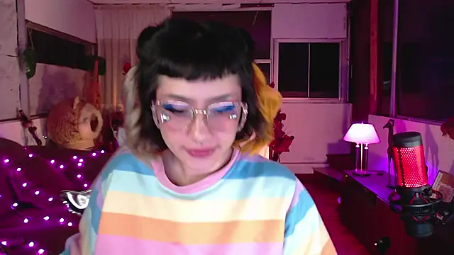 Aquamarinebubble online show from March 20, 4:51 am