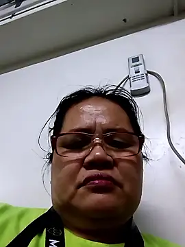 Chubbysweetmom online show from January 13, 9:03 am