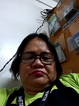 Chubbysweetmom online show from April 18, 2:37 am