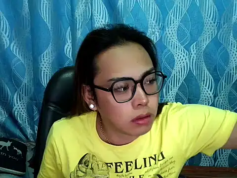 Your PrettyGirlxxx online show from September 13, 6:13 am