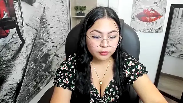 Snapshot of Hana___ chatting on November 12, 10:20 pm Hana online show from November 12, 10:20 pm