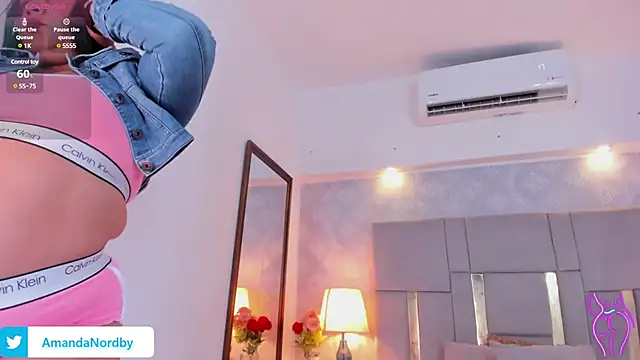 AmandaNordby  online show from January 19, 10:06 pm