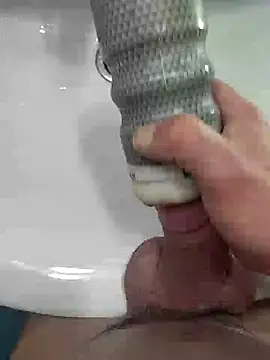 Snapshot of Latin_AssBreaker chatting on January 7, 10:41 pm Latin AssBreaker online show from January 7, 10:41 pm