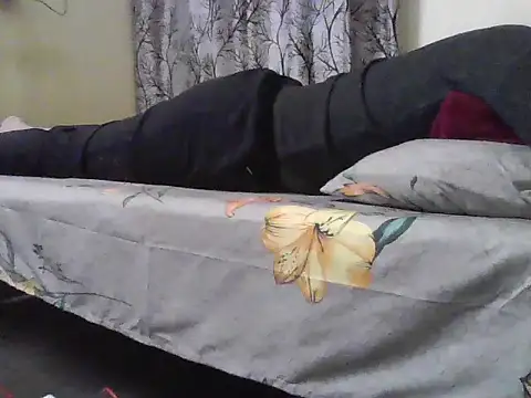 Snapshot of Desi_Rider_Aadi chatting on November 4, 11:20 am Desi Rider Aadi online show from November 4, 11:20 am