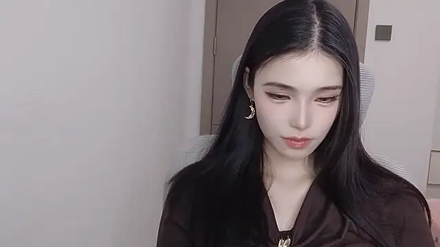 Tibbie-66 online show from April 24, 10:39 am