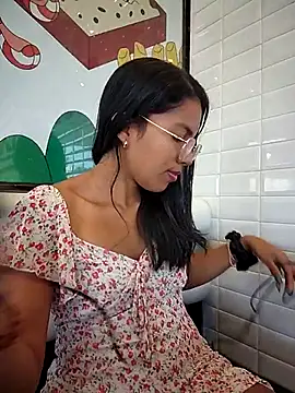 SheenaBrooke online show from February 20, 9:43 am