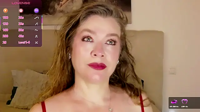 Snapshot of PetersEmily chatting on July 19, 9:51 pm PetersEmily online show from July 19, 9:51 pm