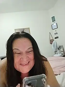 Yaya Mineira online show from February 22, 2:02 am