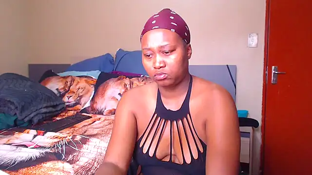 EbonySeductressx online show from November 17, 12:44 pm