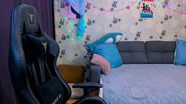 lakmsrrrmrrr online show from December 10, 8:51 am