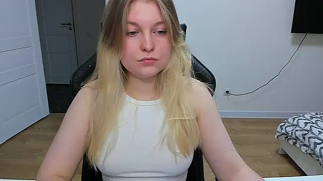 Snapshot of stacy_miracle chatting on January 21, 4:37 pm stacy miracle online show from January 21, 4:37 pm