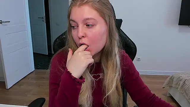 Snapshot of stacy_miracle chatting on October 17, 11:35 am stacy miracle online show from October 17, 11:35 am