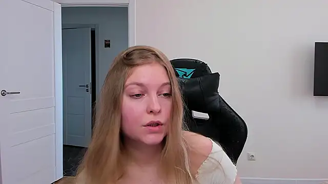 Snapshot of stacy_miracle chatting on February 23, 10:56 am stacy miracle online show from February 23, 10:56 am