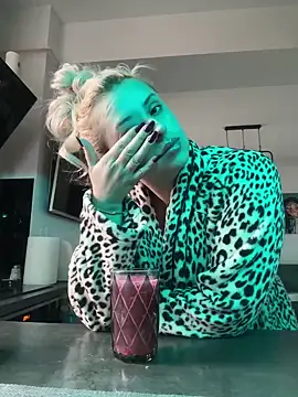 Snapshot of Aneri chatting on March 23, 5:32 am Aneri online show from March 23, 5:32 am