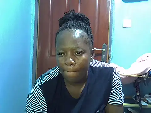Snapshot of Ebonyceline chatting on July 14, 7:19 pm Ebonyceline online show from July 14, 7:19 pm