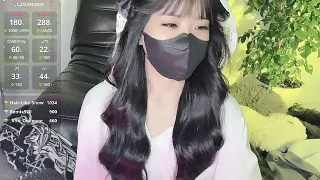 Mya Lee online show from December 27, 7:57 pm