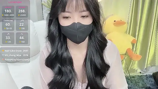 Mya Lee online show from February 13, 10:33 pm